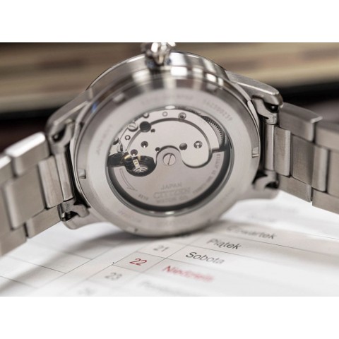 Чоловічий годинник Citizen NJ0190-51X Mechanical Urban Military