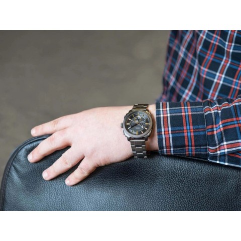 Чоловічий годинник FOSSIL FS6160 Machine Chronograph