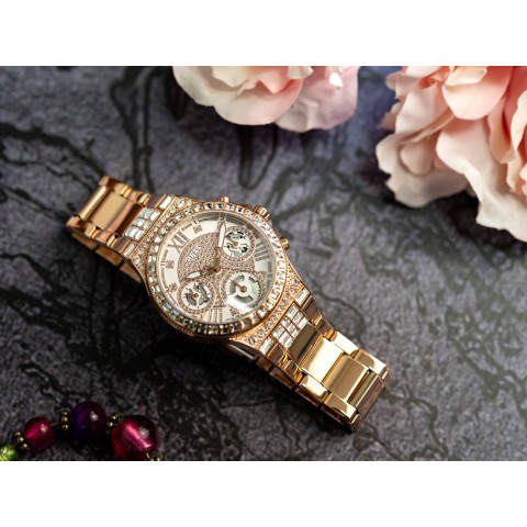 Жіночий годинник GUESS GW0320L3 Moonlight