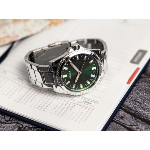 Чоловічий годинник GUESS GW0810G2 Siilver Tone