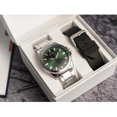 Чоловічий годинник GUESS GW0810G2 Siilver Tone