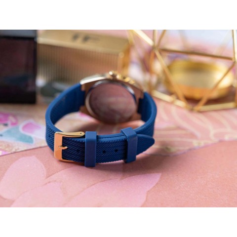 Жіночий годинник GUESS GW1036L2 Saylor