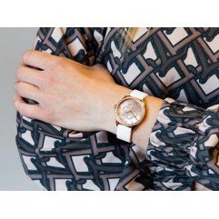 Жіночий годинник GUESS GW1042L4 Ava