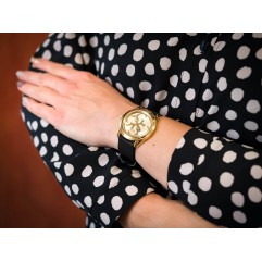 Жіночий годинник GUESS TWIST W0911L3