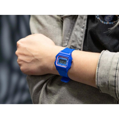 Дитячий годинник LORUS R2319NX9 Kids