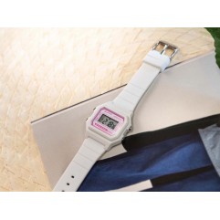 Дитячий годинник LORUS R2321NX9 Kids