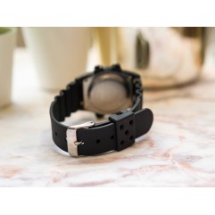 Чоловічий годинник LORUS R2361AX9