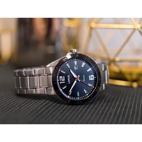 Чоловічий годинник LORUS RH911NX9