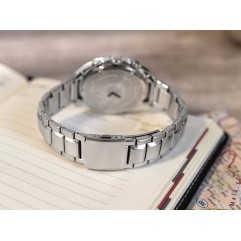 Чоловічий годинник LORUS RM303HX9