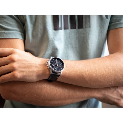 Чоловічий годинник LORUS RM387HX9