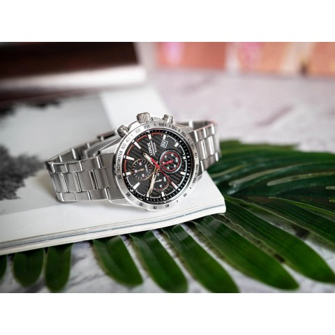 Чоловічий годинник LORUS RM391HX9 Sports Chronograph