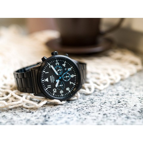Чоловічий годинник LORUS RT361JX9