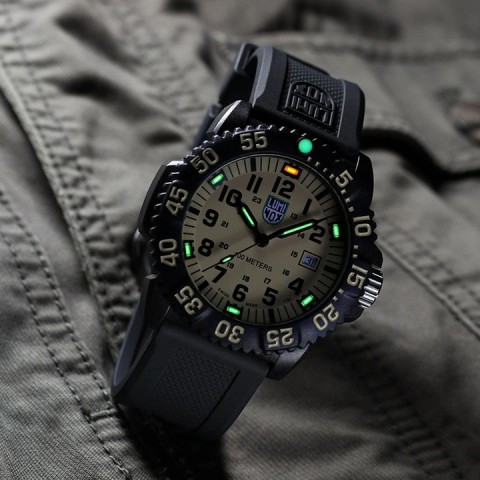 Чоловічий годинник LUMINOX X2.2055.SAND Sea Lion Carbonox