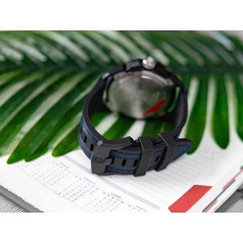Чоловічий годинник Luminox XL.1003.ICE Ice-SAR Arctic 1000 Series