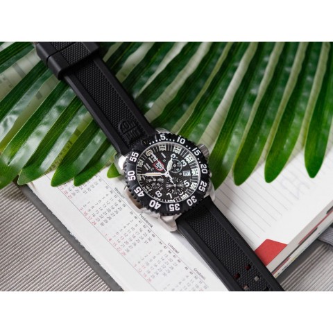 Чоловічий годинник Luminox XS.3181.F Navy SEAL Steel Colormark Chrono 3180