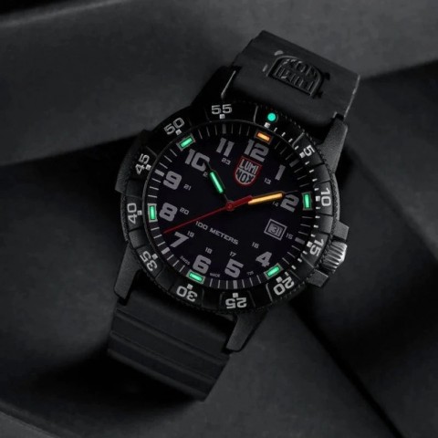 Чоловічий годинник LUMINOX XS.ZC21 Leatherback SEA Turtle Giant