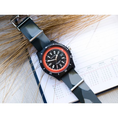Чоловічий годинник NAUTICA NAPSRF005 Surfside