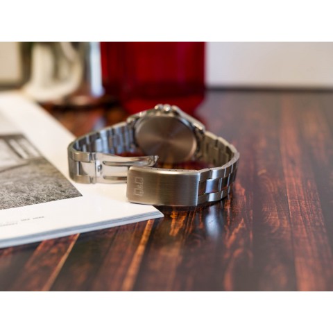 Чоловічий годинник Q&Q QA06J205Y