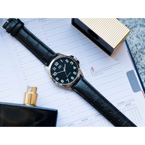 Чоловічий годинник Q&Q QA06J305Y