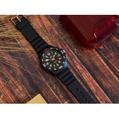 Чоловічий годинник Q&Q VR18J001Y