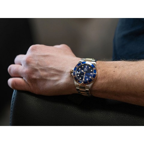 Чоловічий годинник REVUE THOMMEN 17571.2155 Diver