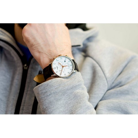 Чоловічий годинник TIMEX TW2R71700