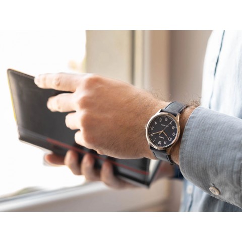 Чоловічий годинник TIMEX TW2V27900 Easy Reader