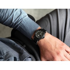 Чоловічий годинник TIMEX TW2V90800 UFC
