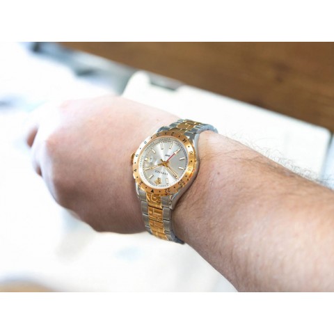 Чоловічий годинник VERSACE V11030015 Hellenyum GMT