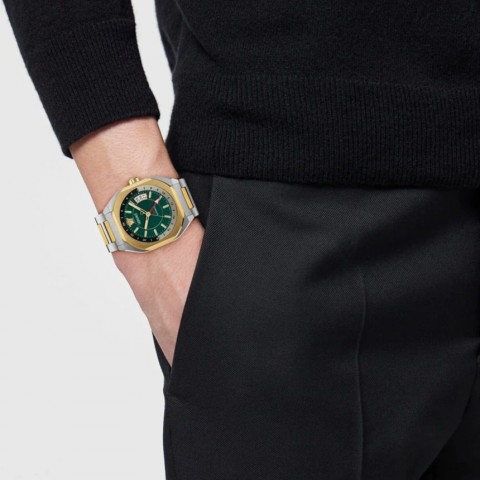 Чоловічий годинник VERSACE VE0I00325 V-Contempo GMT Automatic