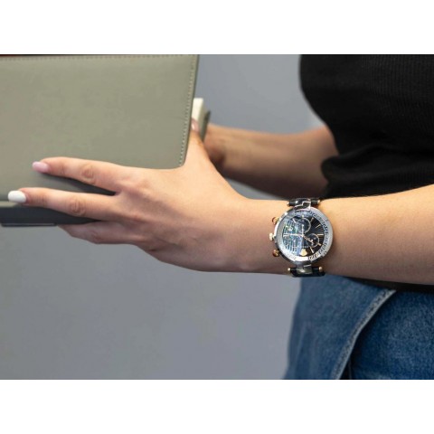 Чоловічий годинник Versace VE2M00121 Revive Chrono