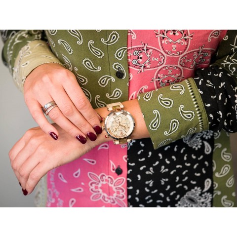 Жіночий годинник VERSACE REVIVE CHRONO VE2M00321