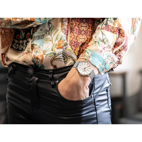 Жіночий годинник VERSACE VE8102019 V-Circle