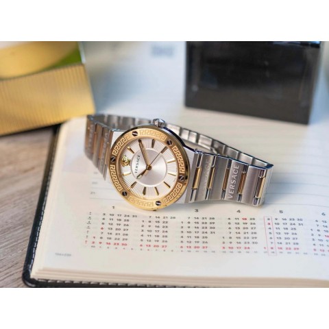 Чоловічий годинник VERSACE VEVH00620 Greca Logo