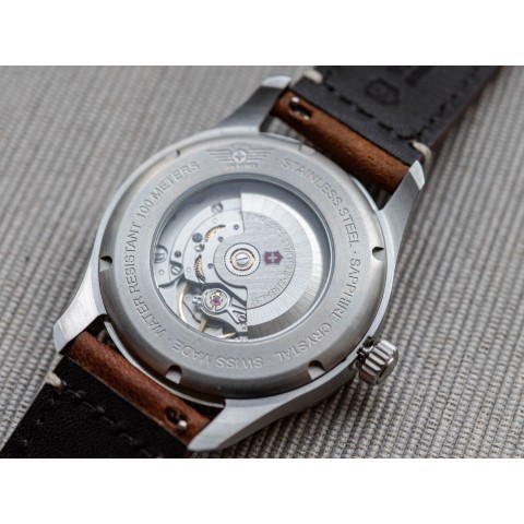 Чоловічий годинник Victorinox 241887 Airboss Mechanical