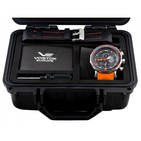 Чоловічий годинник VOSTOK EUROPE Lunokhod YM86-620A506